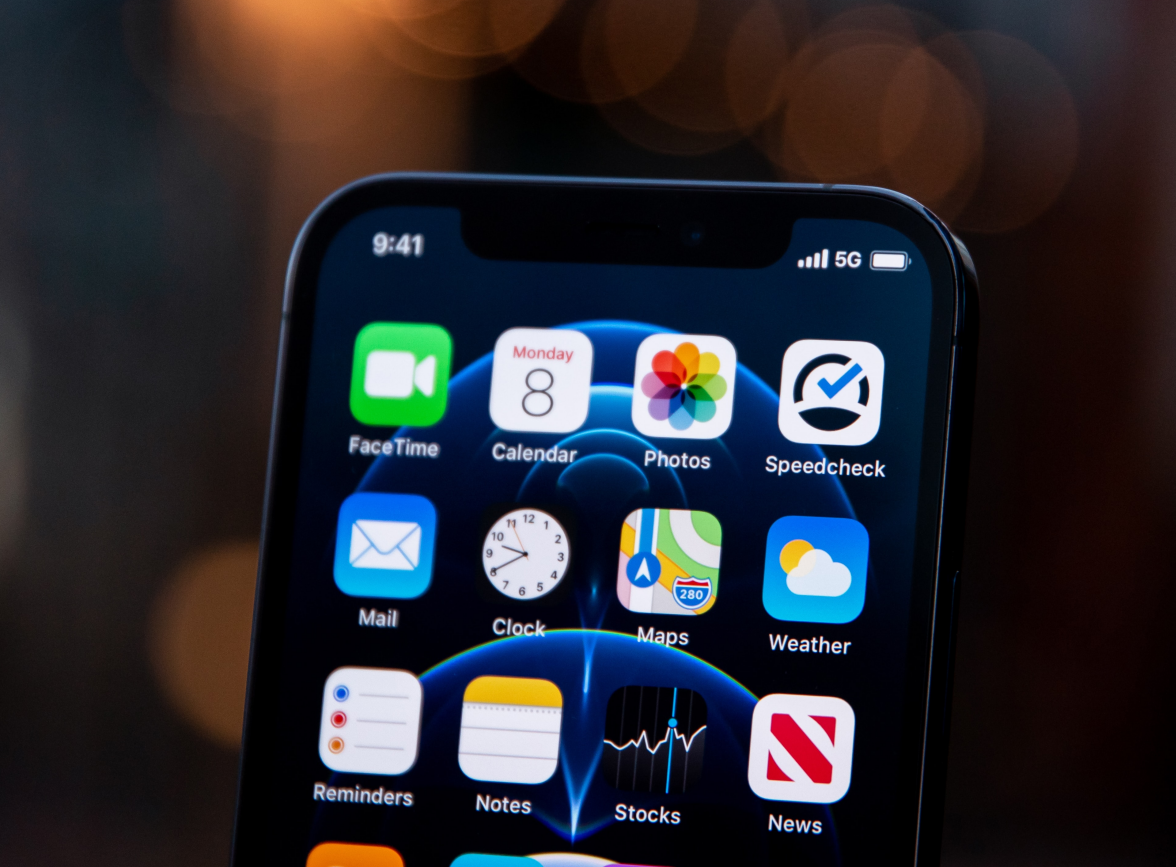 类乌齐苹果手机维修分享为什么 iPhone 12 在冬季会自动关机 